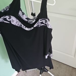 Fantazia Black and White Paisley Women's Cold Shoulder Top